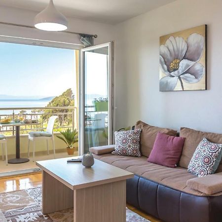 2 Bedroom Cozy Apartment In Makarska Zewnętrze zdjęcie