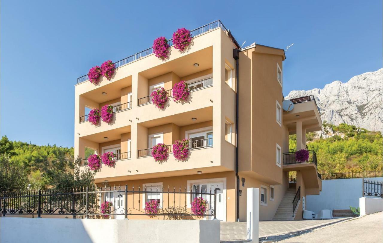 2 Bedroom Cozy Apartment In Makarska Zewnętrze zdjęcie