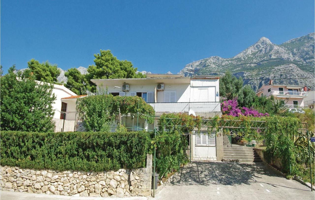 2 Bedroom Cozy Apartment In Makarska Zewnętrze zdjęcie